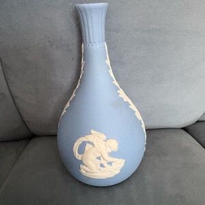 Vintage Wedgwood Blue bud Vase with White Cherub Design